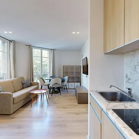 Bluestay 30 - Charmant A Paris